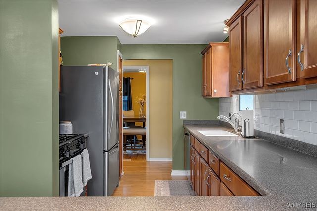 371 Potters Road, West Seneca, NY 14220