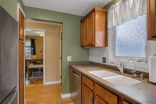 371 Potters Road, West Seneca, NY 14220