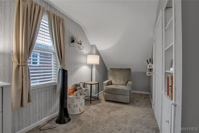 371 Potters Road, West Seneca, NY 14220