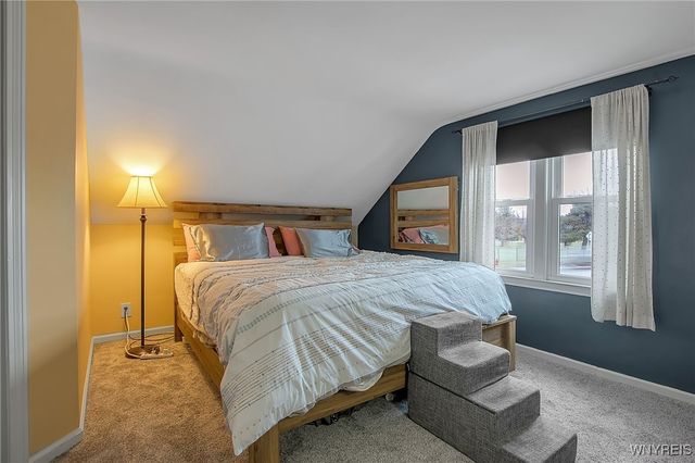 371 Potters Road, West Seneca, NY 14220