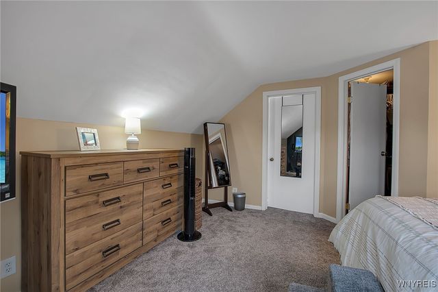 371 Potters Road, West Seneca, NY 14220