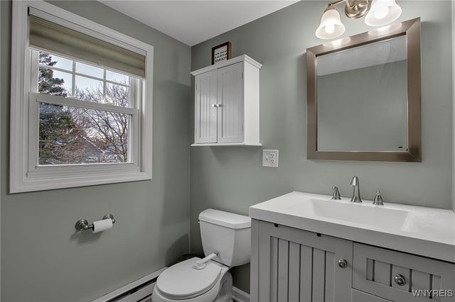 371 Potters Road, West Seneca, NY 14220