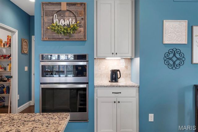 213 Wyndemere Lane, Lake St Louis, MO 63367