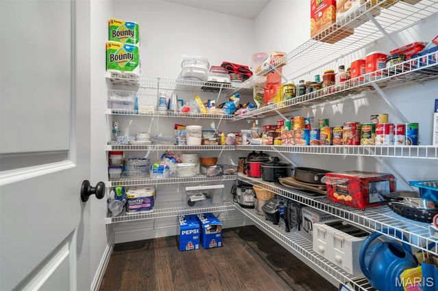 213 Wyndemere Lane, Lake St Louis, MO 63367