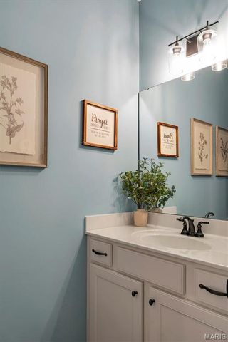 213 Wyndemere Lane, Lake St Louis, MO 63367