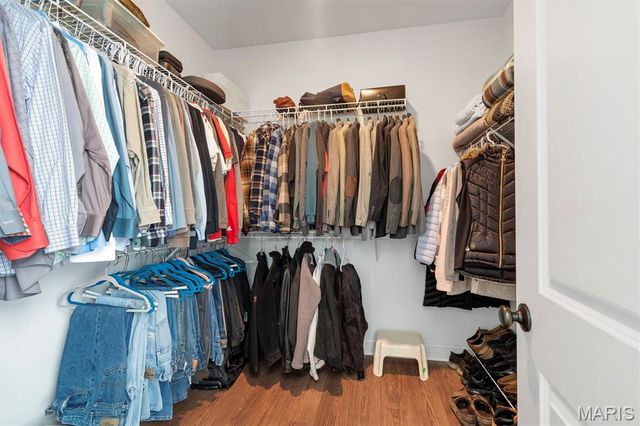 213 Wyndemere Lane, Lake St Louis, MO 63367