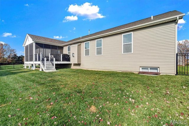 213 Wyndemere Lane, Lake St Louis, MO 63367