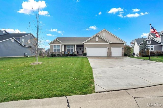 213 Wyndemere Lane, Lake St Louis, MO 63367