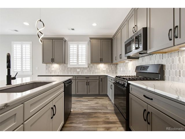 3778 Castle Vista Dr, Castle Rock, CO 80104