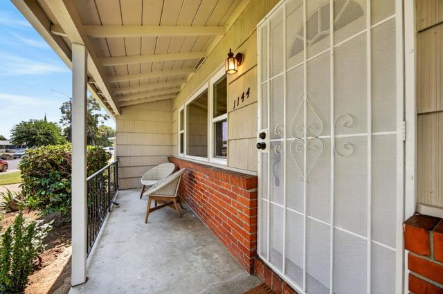 1144 Longcroft St, West Sacramento, CA 95691