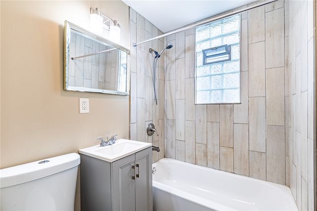 184 Wellington Avenue, Rochester, NY 14611