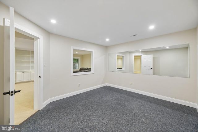 512 SENECA GREEN WAY, Great Falls, VA 22066