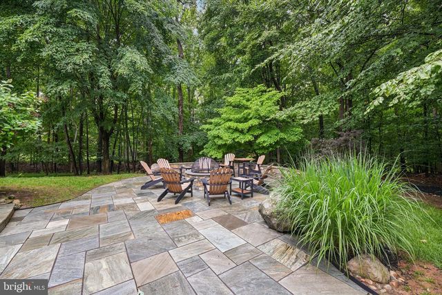 512 SENECA GREEN WAY, Great Falls, VA 22066