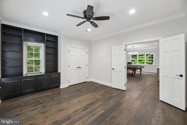 512 SENECA GREEN WAY, Great Falls, VA 22066