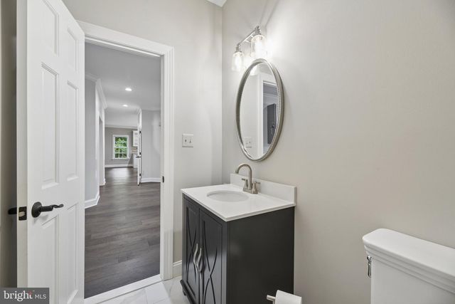 512 SENECA GREEN WAY, Great Falls, VA 22066