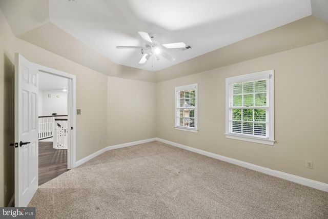 512 SENECA GREEN WAY, Great Falls, VA 22066