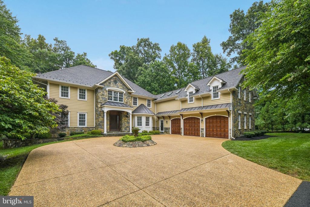 512 SENECA GREEN WAY, Great Falls, VA 22066