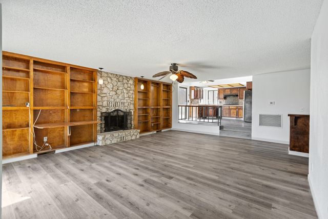 91 Heatherwood Court, Porterville, CA 93257