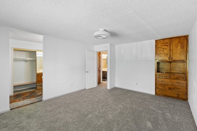 91 Heatherwood Court, Porterville, CA 93257