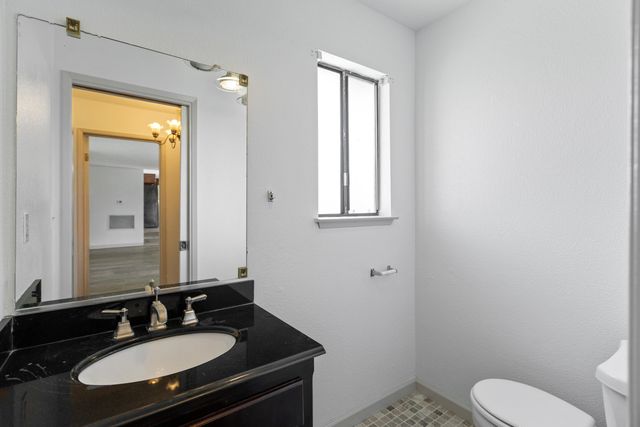 91 Heatherwood Court, Porterville, CA 93257