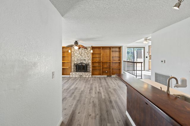 91 Heatherwood Court, Porterville, CA 93257