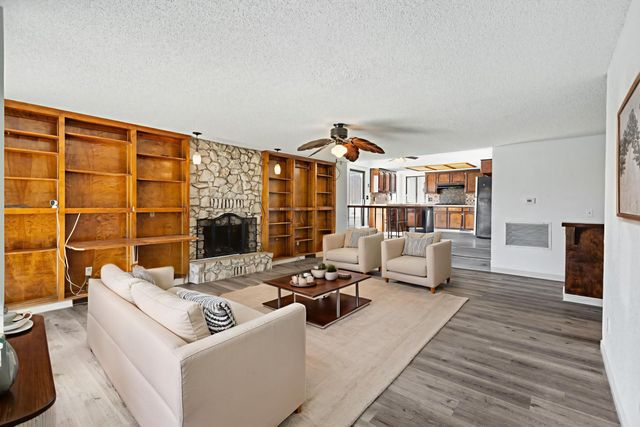 91 Heatherwood Court, Porterville, CA 93257