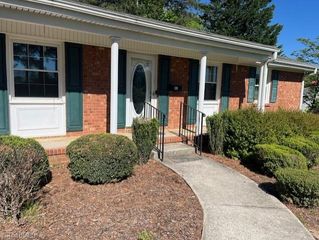 103 Barden Drive, Kernersville, NC 27284