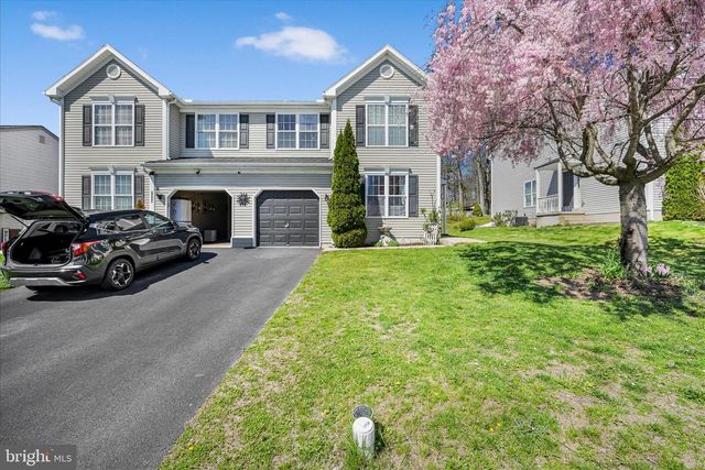 1054 ALEXANDER DR, Temple, PA 19560