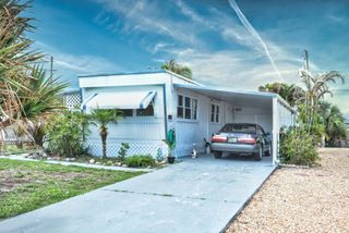 8400 SE Eagle Avenue, Hobe Sound, FL 33455