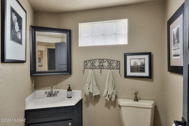 24 Rosete Court, Patagonia, AZ 85624