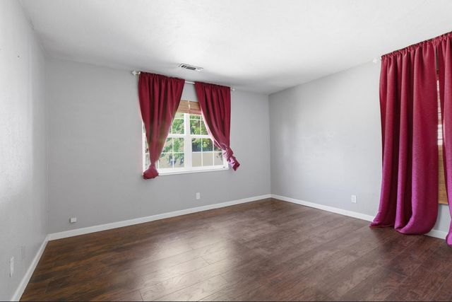 2900 Bell St, Sacramento, CA 95821