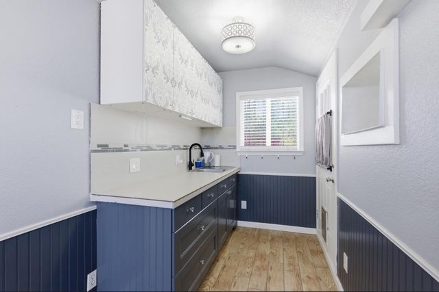 2900 Bell St, Sacramento, CA 95821