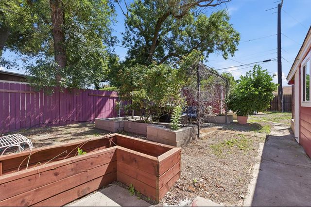 2900 Bell St, Sacramento, CA 95821