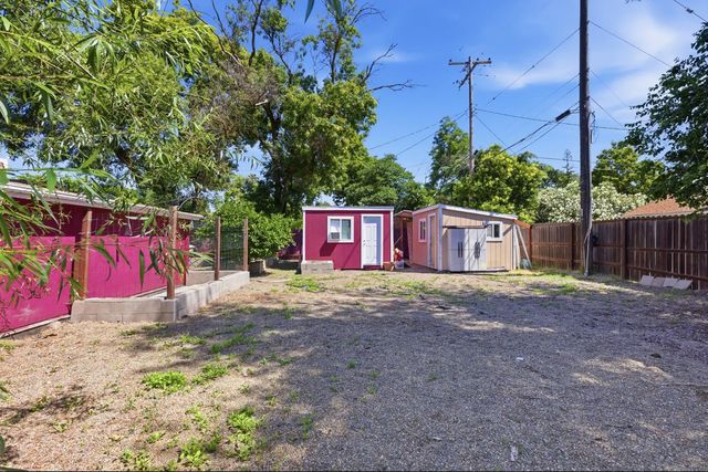 2900 Bell St, Sacramento, CA 95821