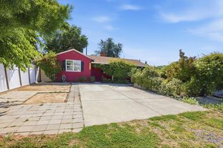 2900 Bell St, Sacramento, CA 95821