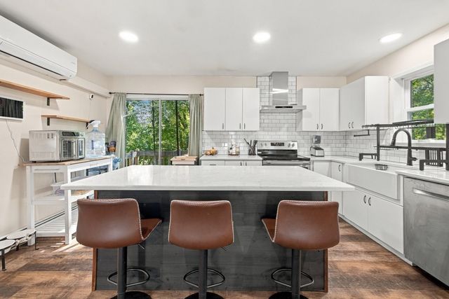 24 Morse Ave, Wilmington, MA 01887