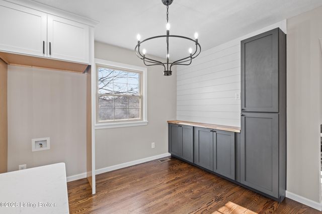 249 Riverview Dr, Mt Washington, KY 40047