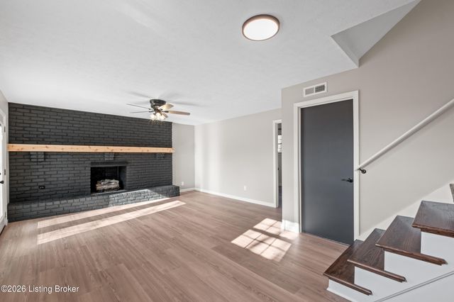 249 Riverview Dr, Mt Washington, KY 40047