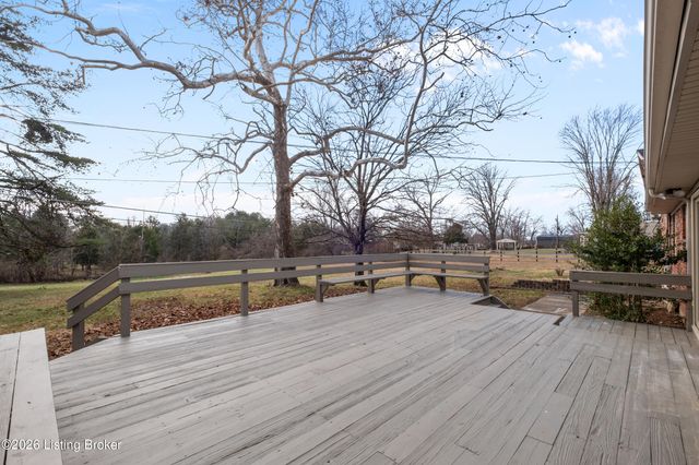 249 Riverview Dr, Mt Washington, KY 40047