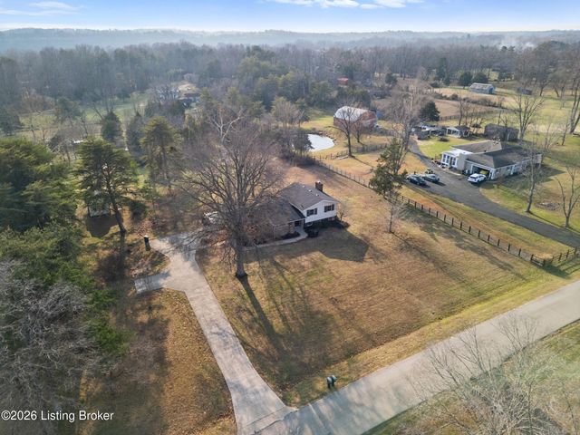 249 Riverview Dr, Mt Washington, KY 40047