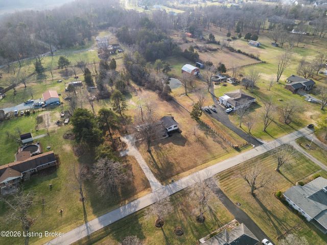 249 Riverview Dr, Mt Washington, KY 40047