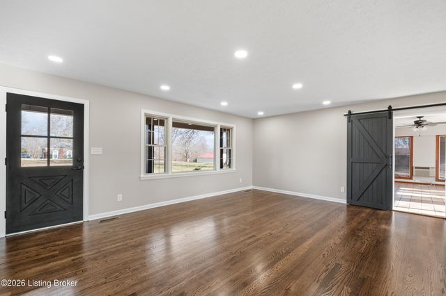 249 Riverview Dr, Mt Washington, KY 40047