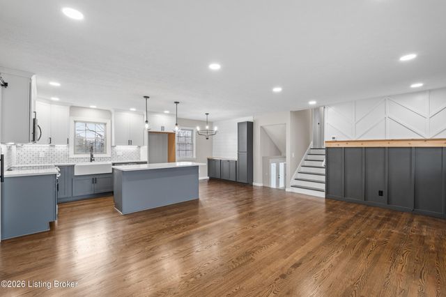 249 Riverview Dr, Mt Washington, KY 40047