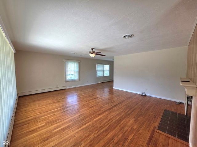 1141 Sugar Hill Drive, Rushville, IN 46173