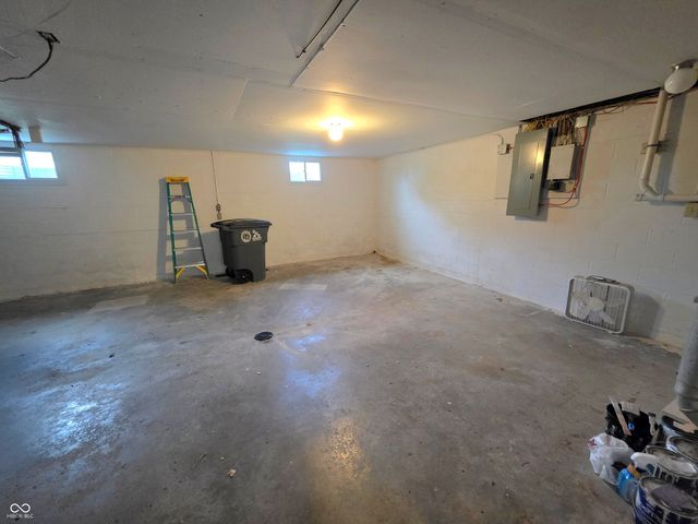 1141 Sugar Hill Drive, Rushville, IN 46173