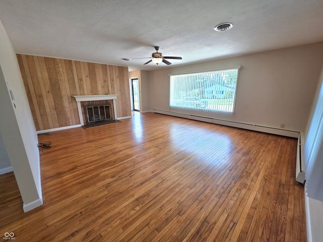 1141 Sugar Hill Drive, Rushville, IN 46173