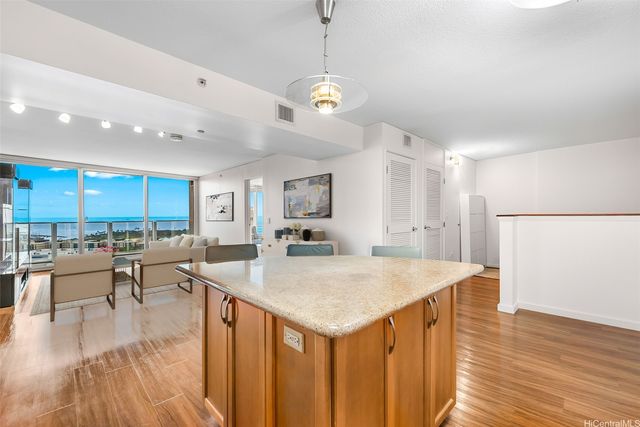 1288 Kapiolani Boulevard I3005, Honolulu, HI 96814