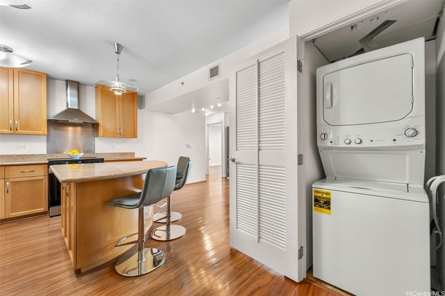 1288 Kapiolani Boulevard I3005, Honolulu, HI 96814