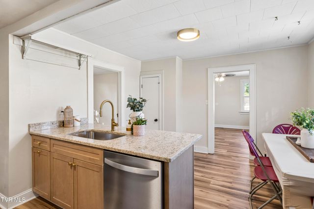 105 York Drive, Bristol, TN 37620