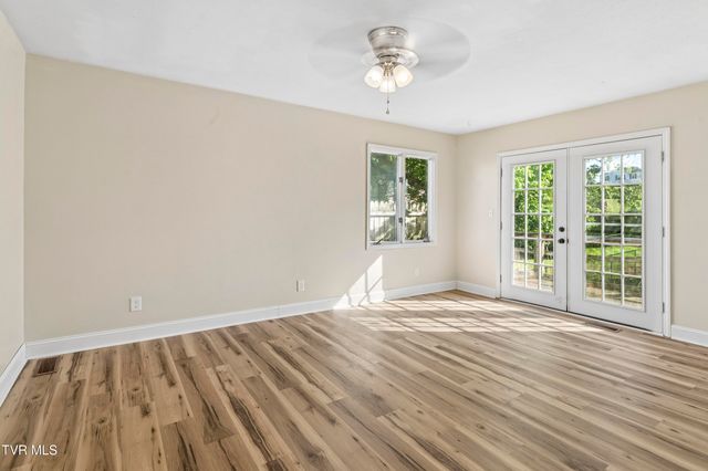 105 York Drive, Bristol, TN 37620